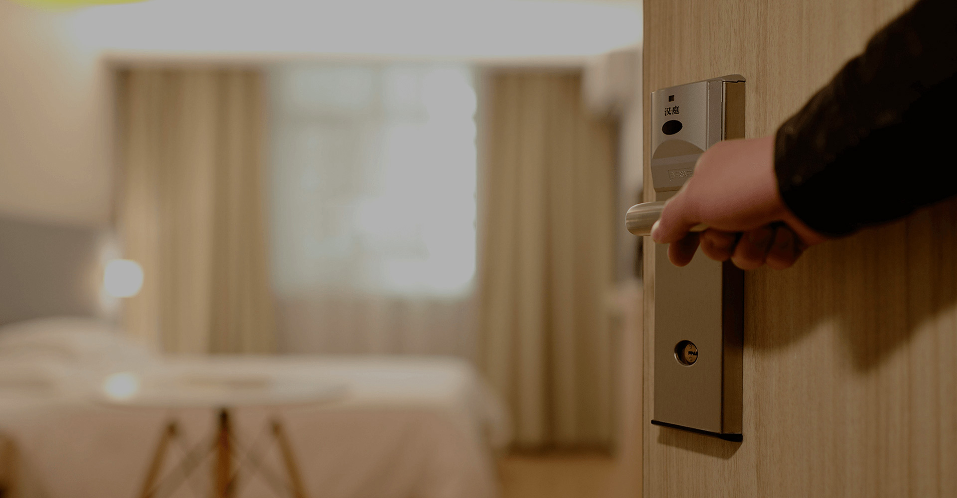 �ǻ�����